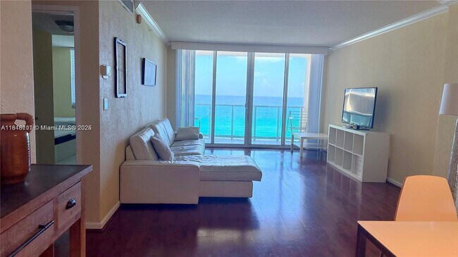 Foto del edificio - 2501 S Ocean Dr