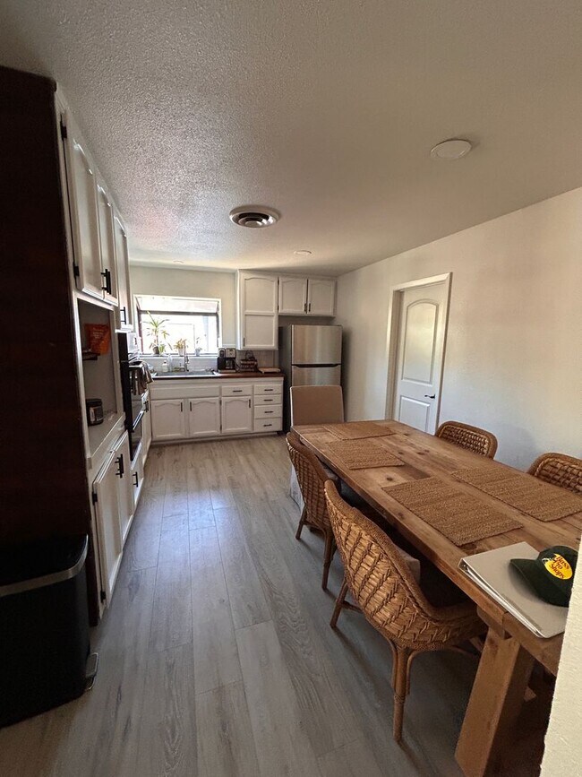 Foto del edificio - Space and updated in Lemoore