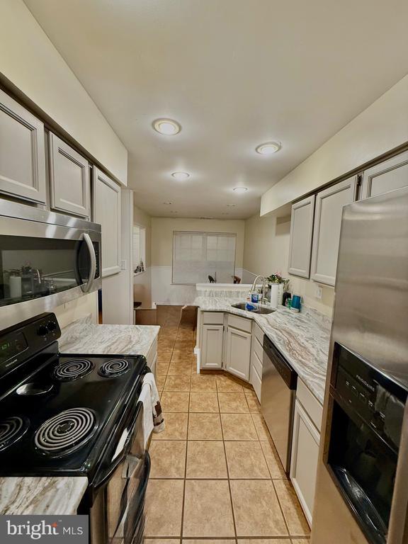 Foto del edificio - 212 Nottingham Ct