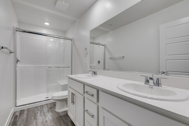 Foto del edificio - 9849 Hidden Pass Ave