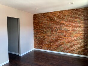 Building Photo - 2068 Bellmore St