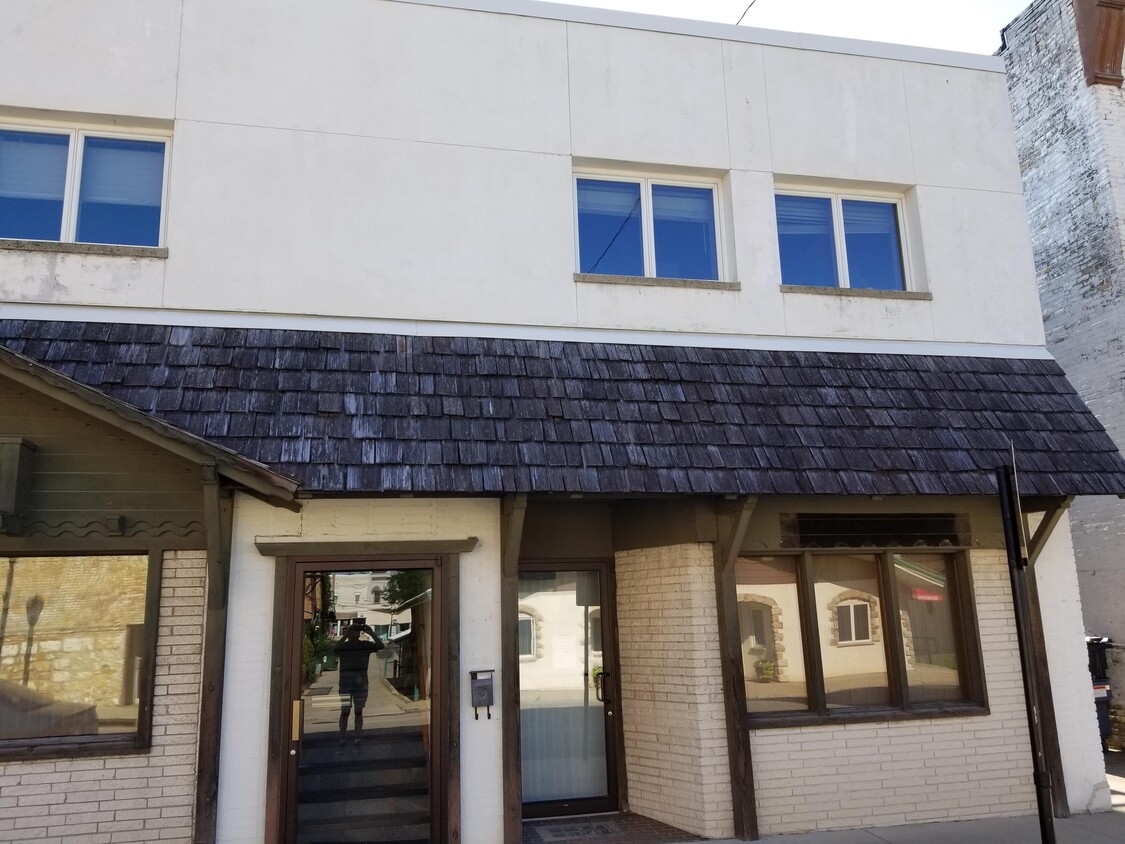 1112 17th Avenue - 1112 17th Ave