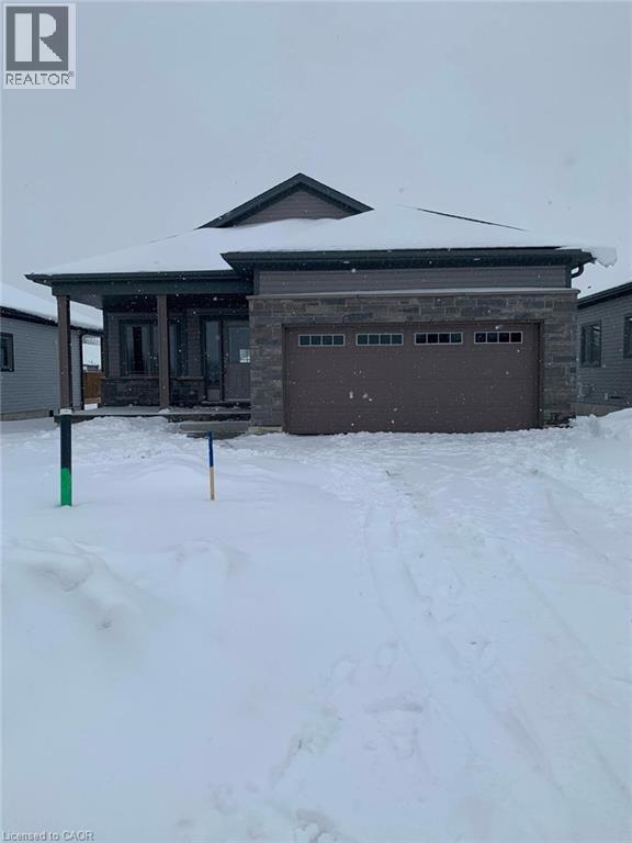 Building Photo - 136 Saunders St