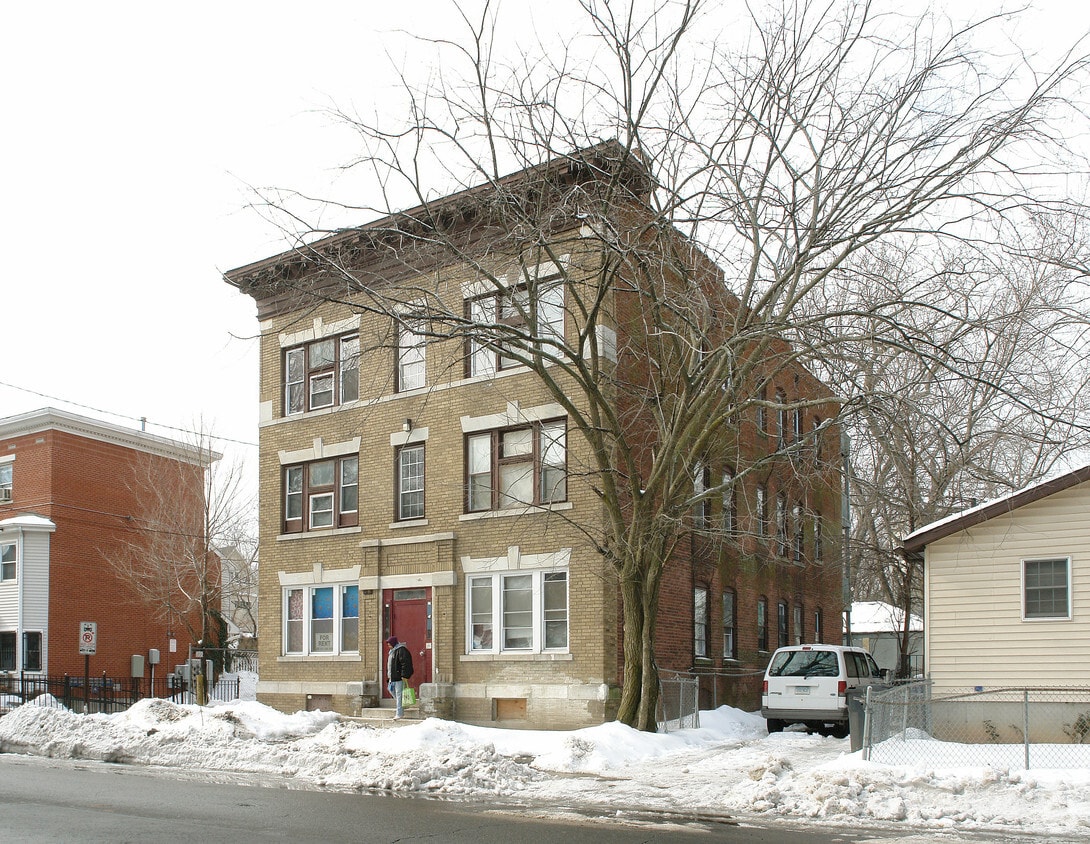 Building Photo - 429-431 Garden St