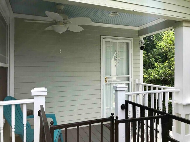 Foto del edificio - 1925 Iberville St