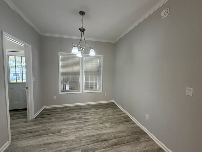 Foto del edificio - 1618 Killarney Ct