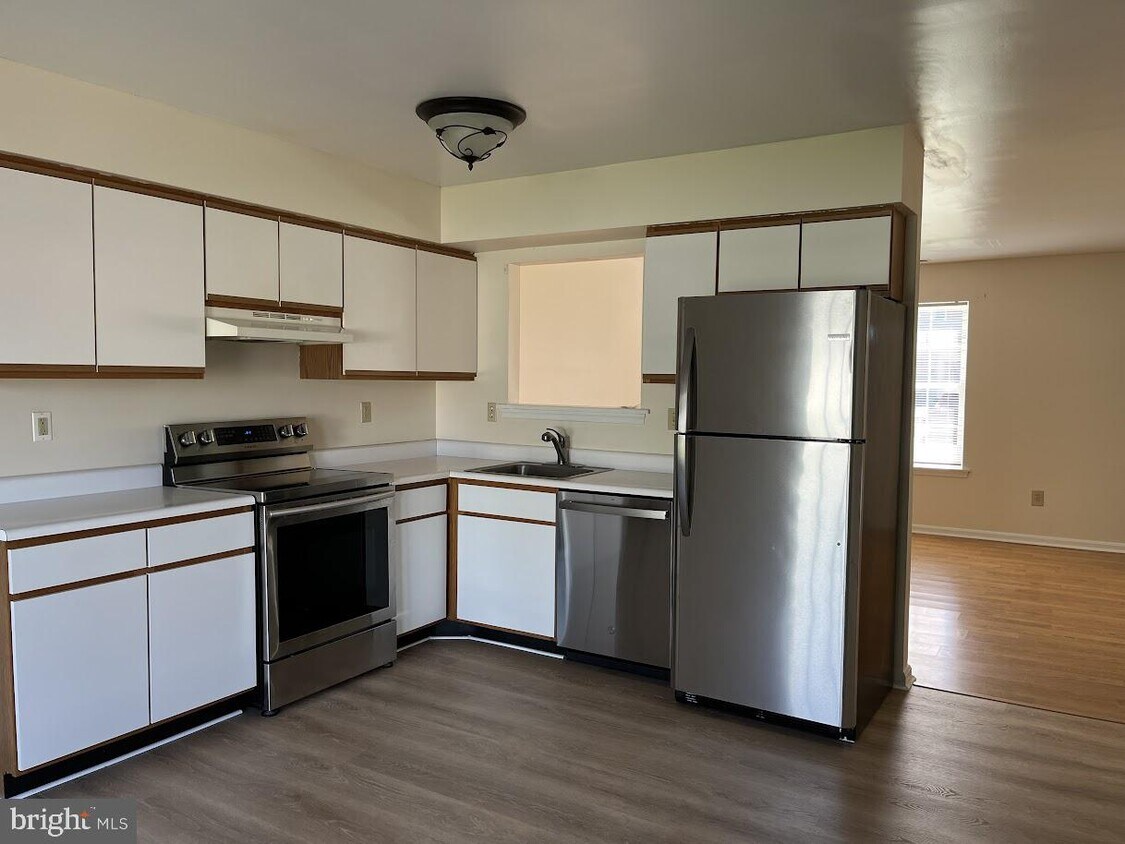 436 S Spinnaker Ln, Milton, DE 19968 House Rental in Milton, DE