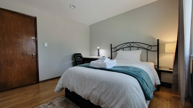 Foto del edificio - 1803 N 200th St