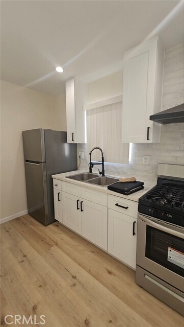 Foto del edificio - 2034 E 77th St