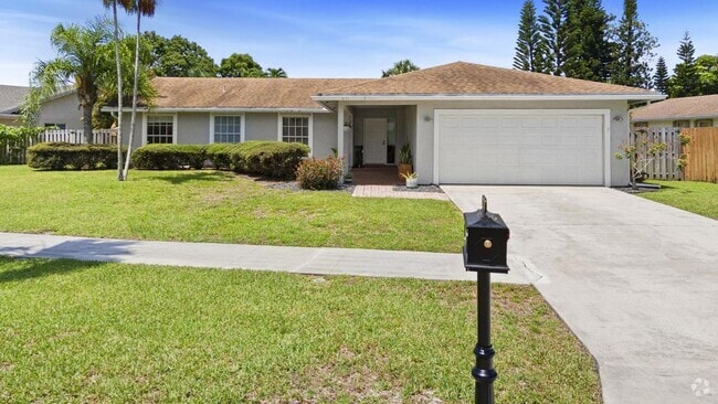 Building Photo - 4114 Bay Laurel Way
