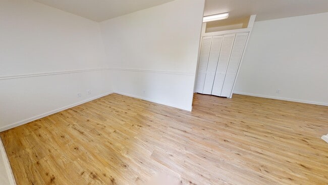 Building Photo - 3400 Bechelli Ln