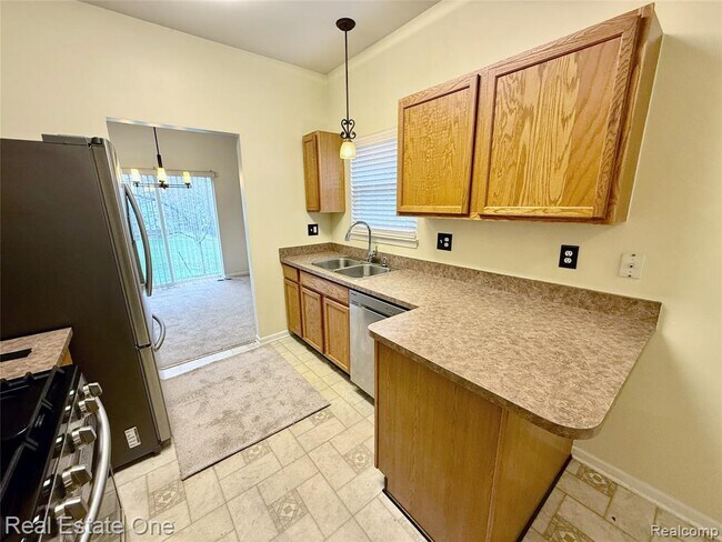 Foto del edificio - 716 Palmer Dr