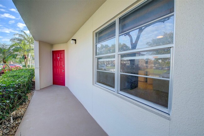 Foto del edificio - 1000 SW 128th Terrace