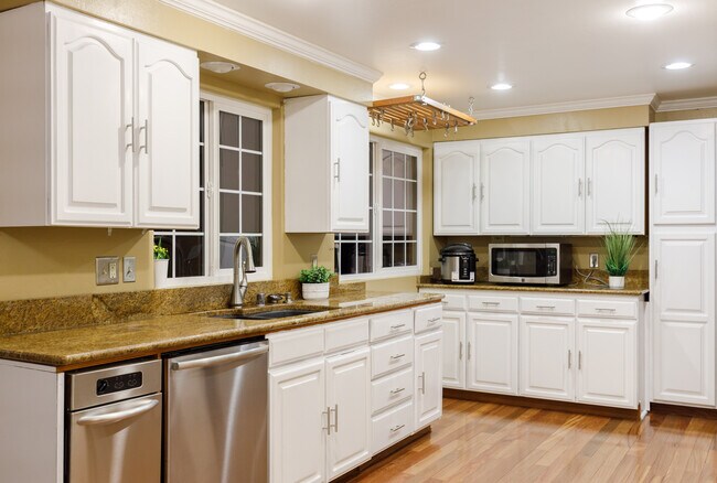 Foto del edificio - 15007 NE 12th St