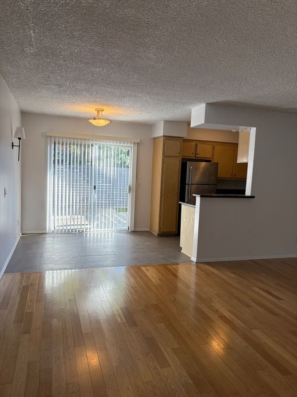 Foto del edificio - 2425 Ocean Ave