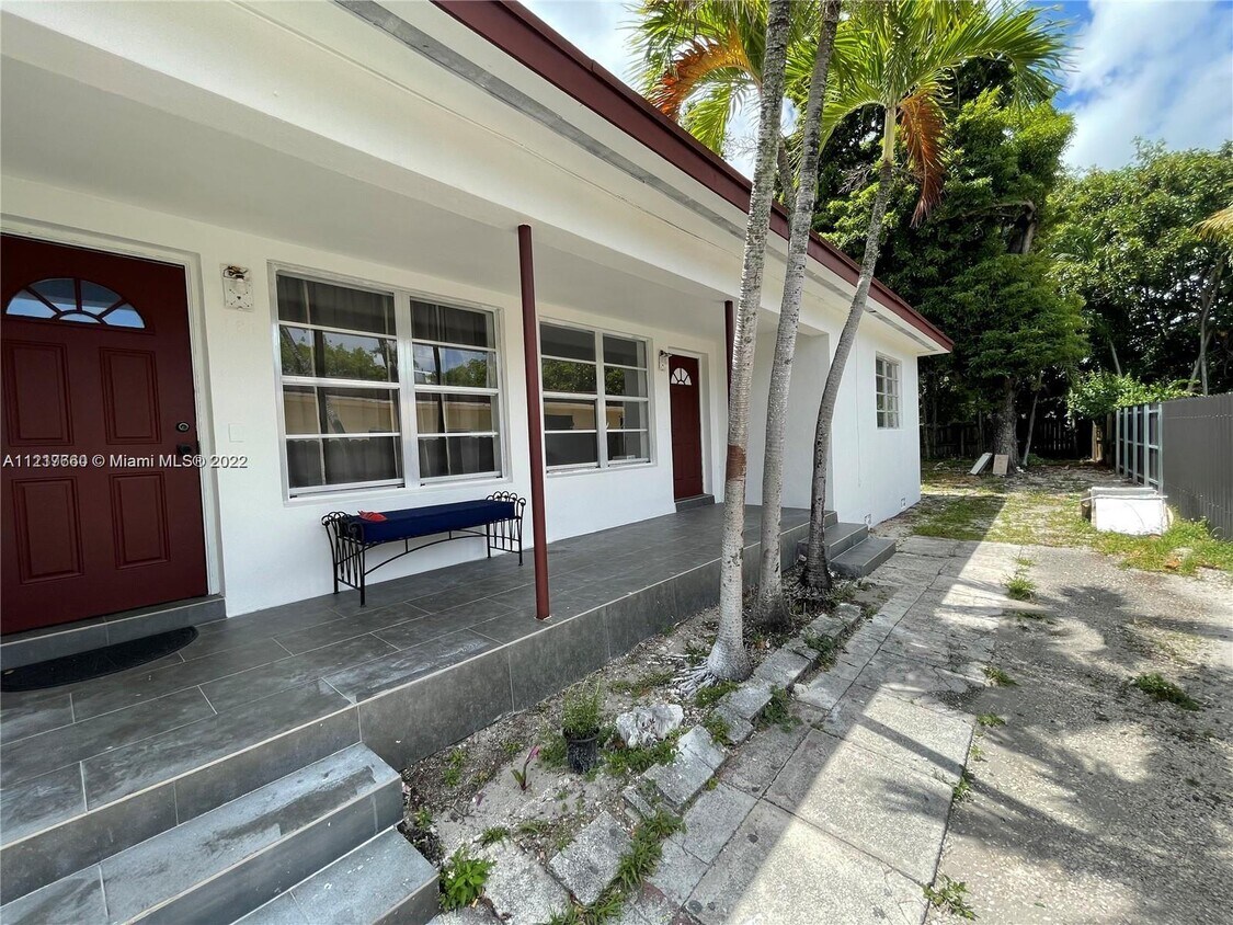 183 NE 168th St Unit 183, North Miami Beach, FL 33162 Apartment for