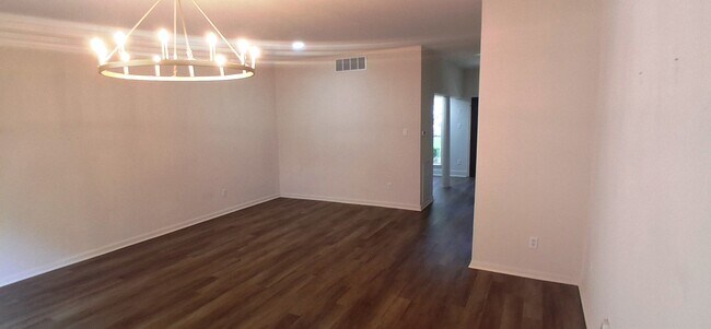 Foto del edificio - 14703 Barryknoll Ln
