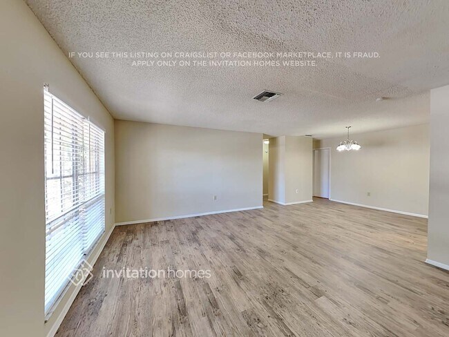 Building Photo - 8721 Schrader Blvd