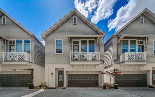 Foto del edificio - 2115 Naomi St