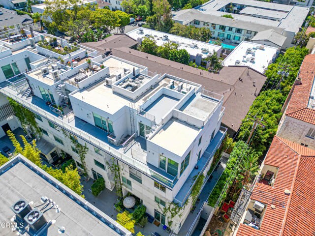 Foto del edificio - 1345 Havenhurst Dr