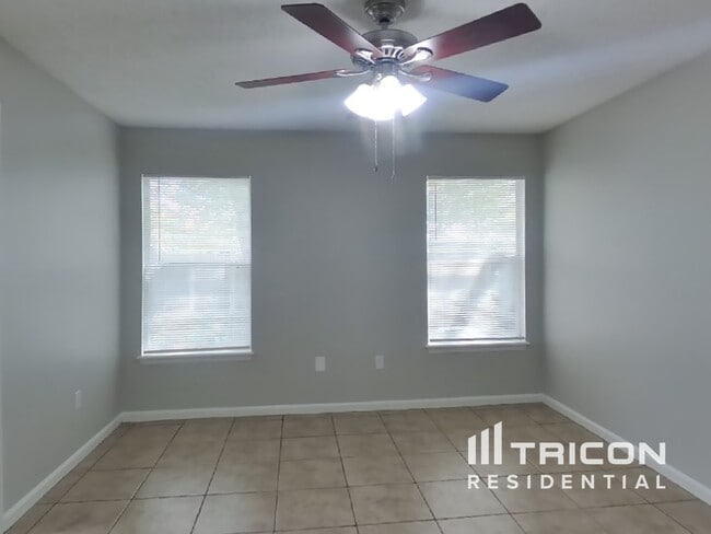 Building Photo - 3134 Wavering Ln