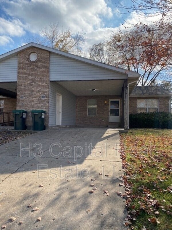 Foto principal - 100 Southgate Dr