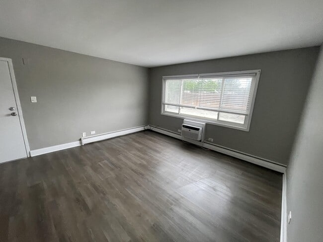 Building Photo - 5 N Dryden Pl