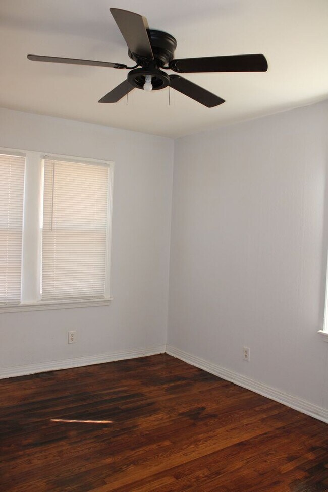 Foto del edificio - Cute 2bedrooms 1bathroom