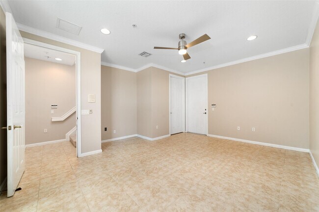 Foto del edificio - 1323 Vía De Pepi