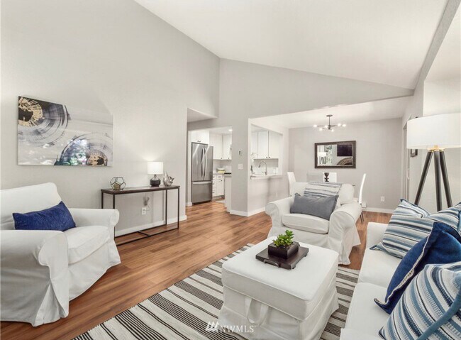 Photo - 705 143rd Ave NE Apartment