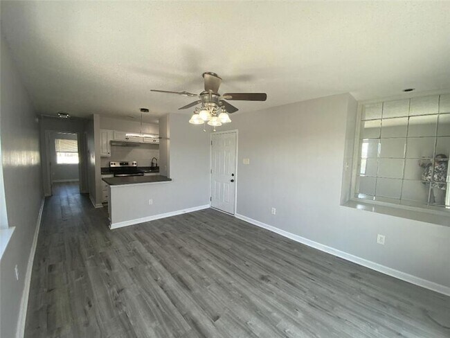 Foto del edificio - 4648 Pontchartrain Dr