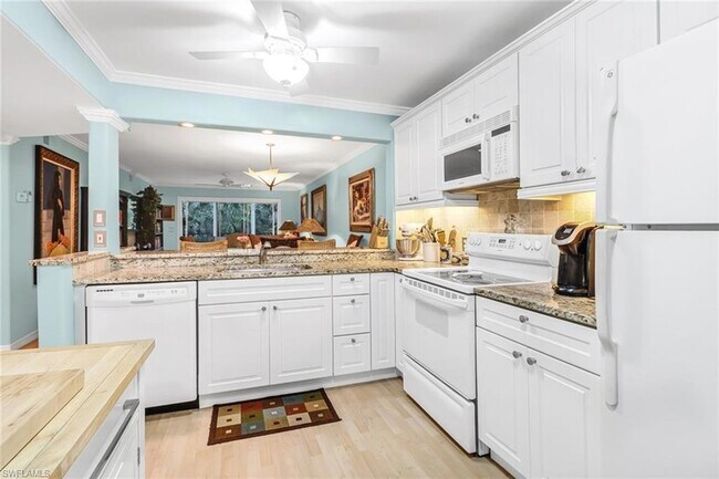 Foto del edificio - 3041 Sandpiper Bay Cir