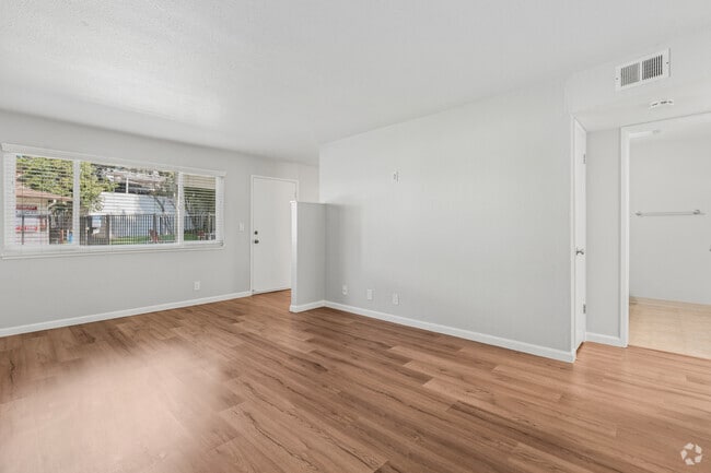 2BR, 1BA - 826SF - Living Room - Casa Vasona Garden Apartments