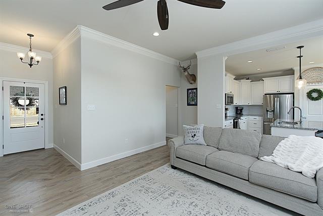 Foto del edificio - 7313 Wildflower Wy
