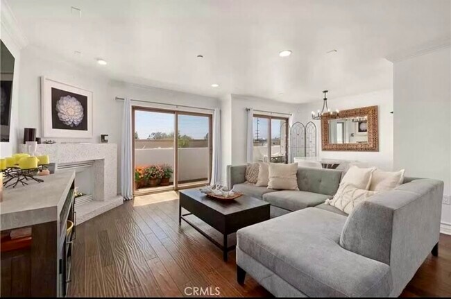 Foto del edificio - 1621 Barry Ave