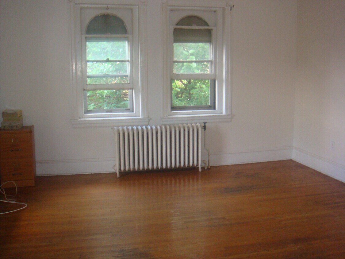 Primary Photo - 257 S 45th St