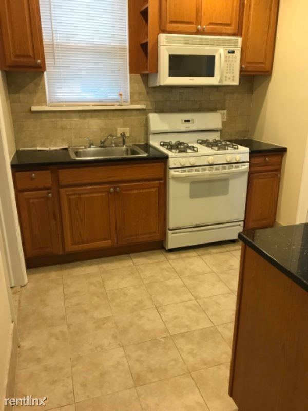 Building Photo - 1 br, 1 bath Apartment - 126 W Clinton Ave