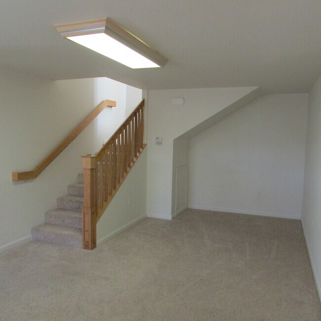 Living Room - 2170 Frances St