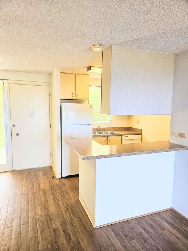 Foto del edificio - Waialae Gardens Spacious 1 Bedroom 1 Bathr...