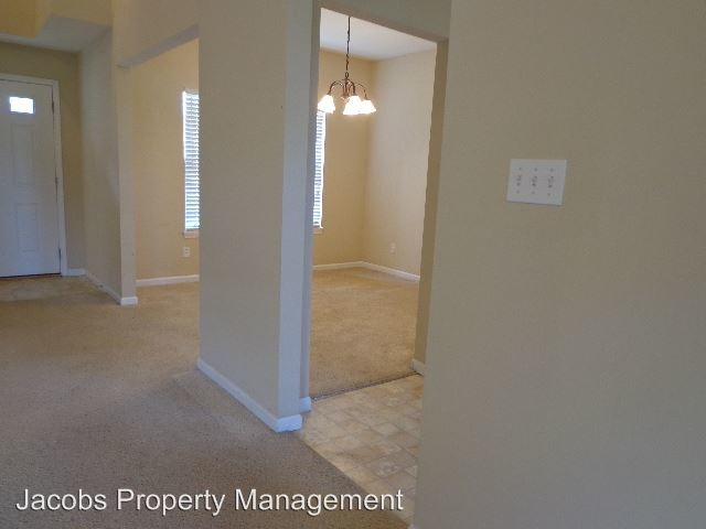 Foto del edificio - 1905-1907 Weatherwood Ave