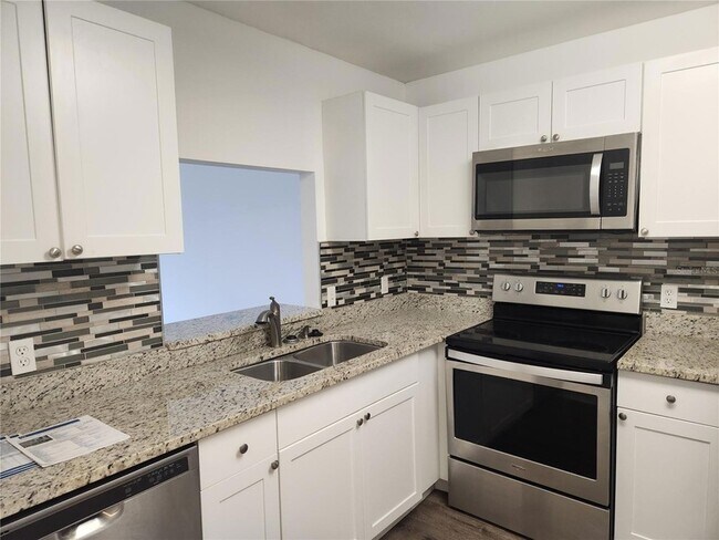 Foto del edificio - 173 Pinehurst Dr