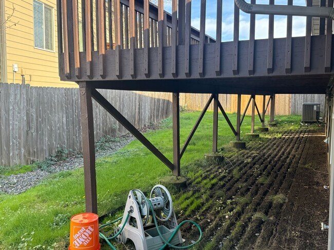 Building Photo - WA3309