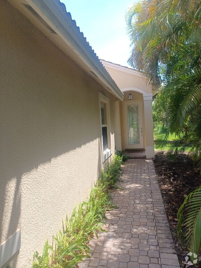 Building Photo - 11103 Yellow Poplar Dr