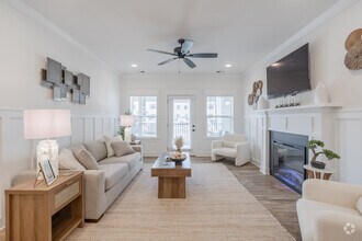 Interior Photo - Emerson At Commonwealth