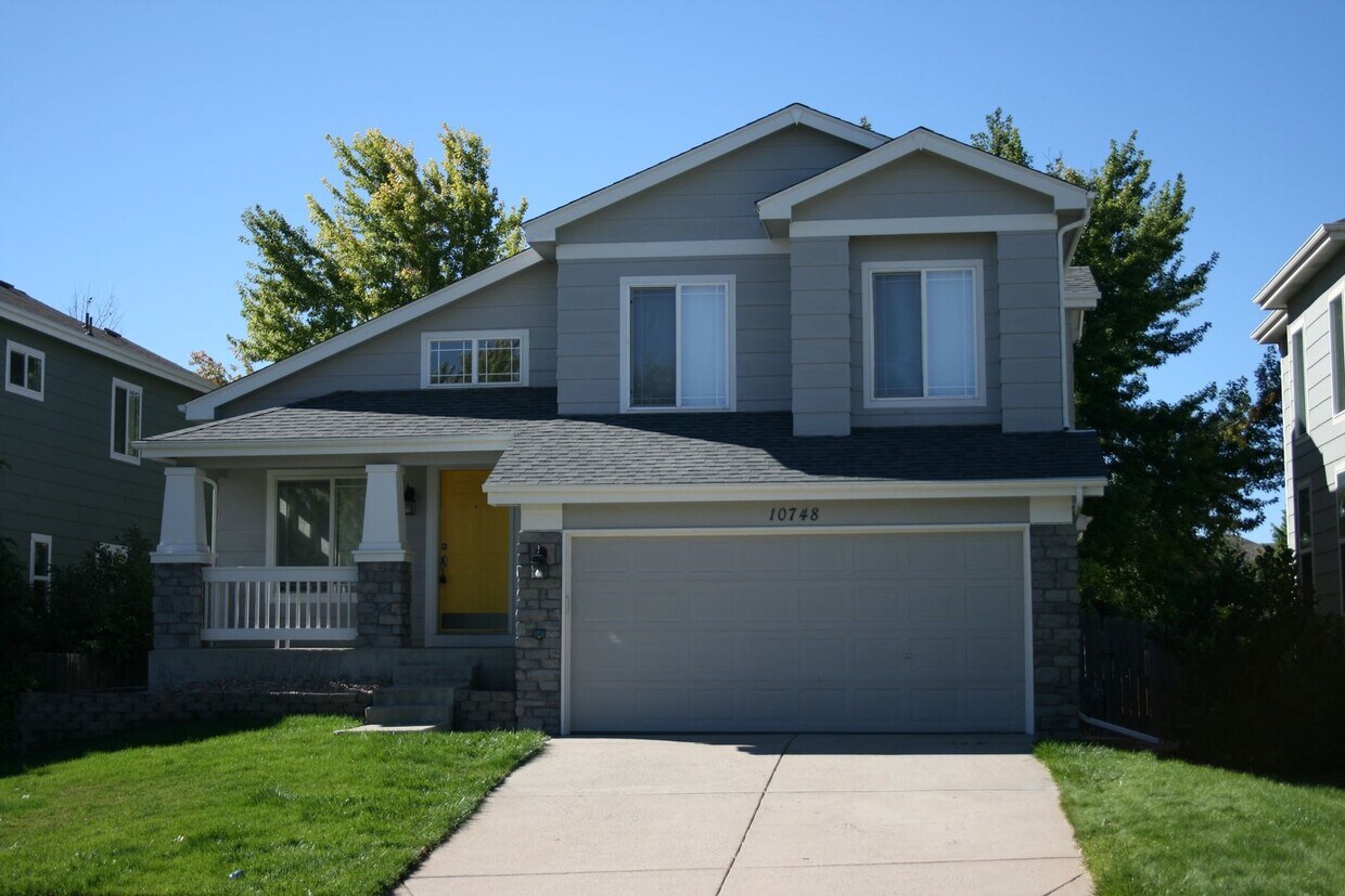 Primary Photo - 10748 Appaloosa Ct