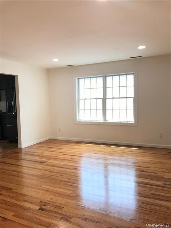 Foto del edificio - 214 Truman Ave