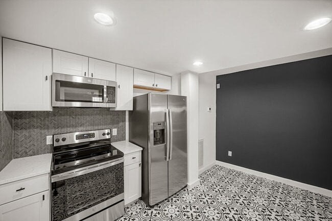 Building Photo - 2602 Washington Ave