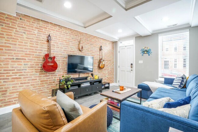 Foto del edificio - 22 E Heath St
