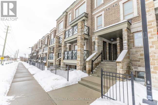 Building Photo - 20 Westmeath Ln