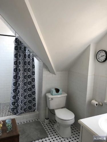 Foto del edificio - 19 Cooper Pl